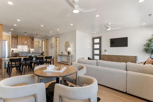 Country is Cool Again townhouse