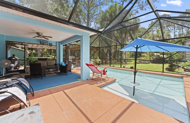 Country Oasis w/Heated Pool > Cocoa FL