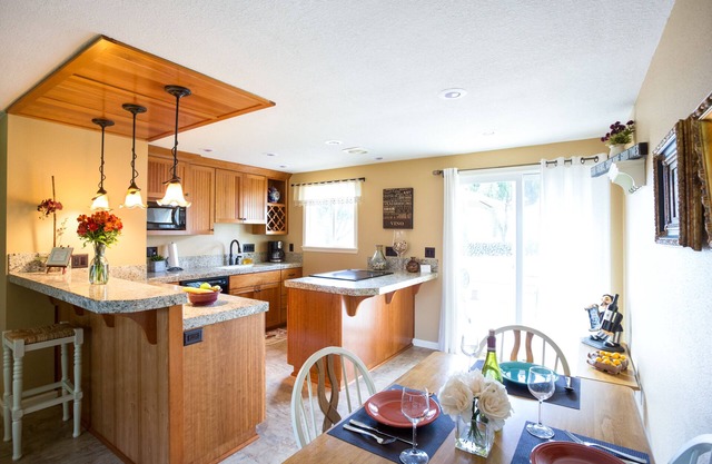 Country View Cottage #1