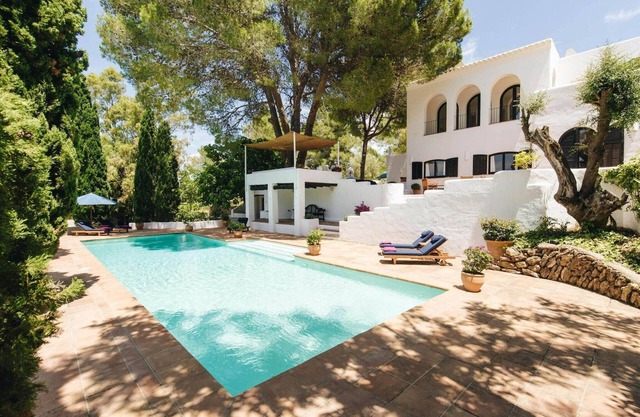 Country-view villa with pool