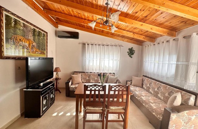 Countryside Apartment Kane