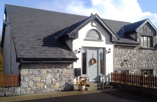 Countryside escape close to Medieval town of Ennis in County Clare