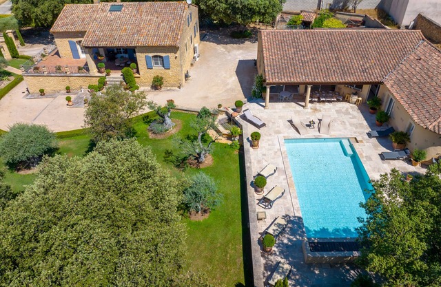 Countryside stone house from the Gard, 11482sqf of land, private pool, quiet