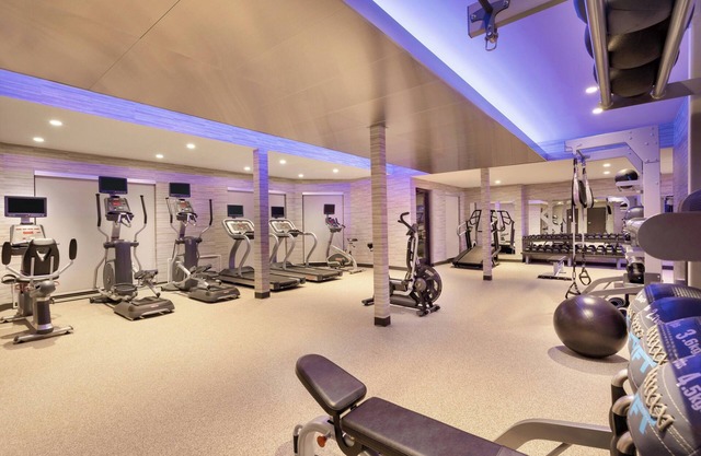 Courtyard by Marriott Topeka