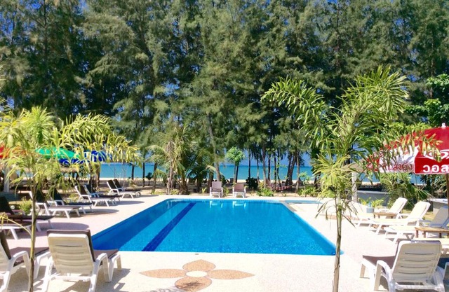 Cousin Koh Kho Khao Beach