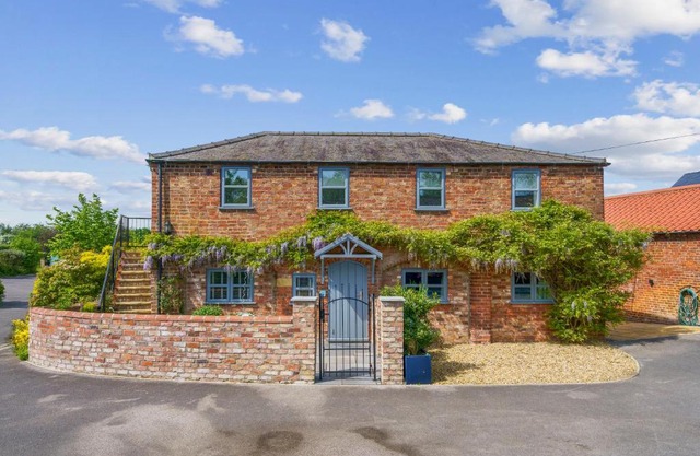 Covenham Holiday Cottages