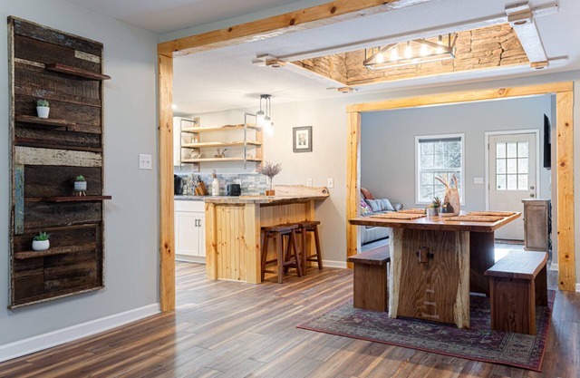Covey Cottage- Close to Everything Asheville