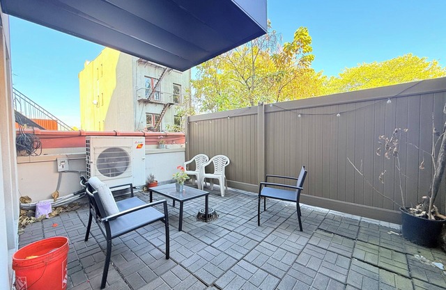 Cozy 1-bedroom apartment in fantastic Brooklyn with AC, WiFi