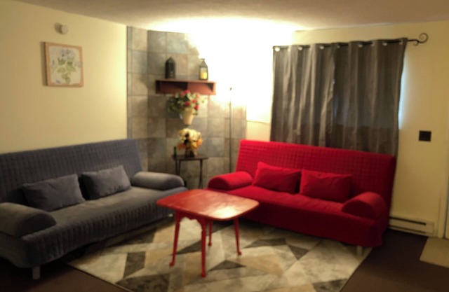 Cozy 1-bedroom condo in charming North Conway with charming natural beauty