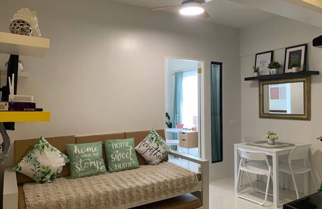 Cozy 1-Bedroom Condo with Fitness Room and AC in Gorgeous Panglao Bohol