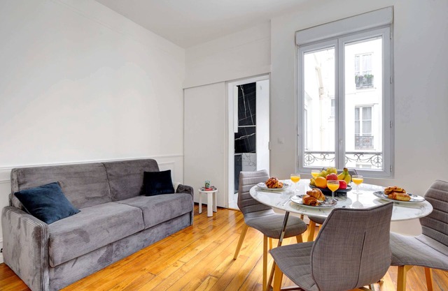 Cozy 1BR in Latin Quarter by Notre-Dame