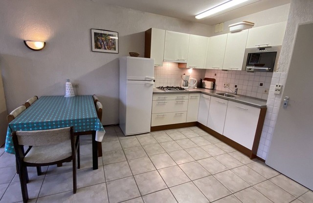 Cozy 2-4 person holiday apartment in Cadzand only 200 yards from the beach