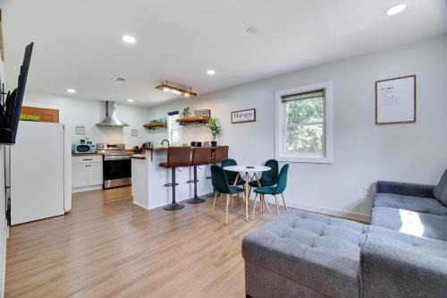 Cozy 2 Bedroom apartment in Tannersville, minutes from Camelback Mountain