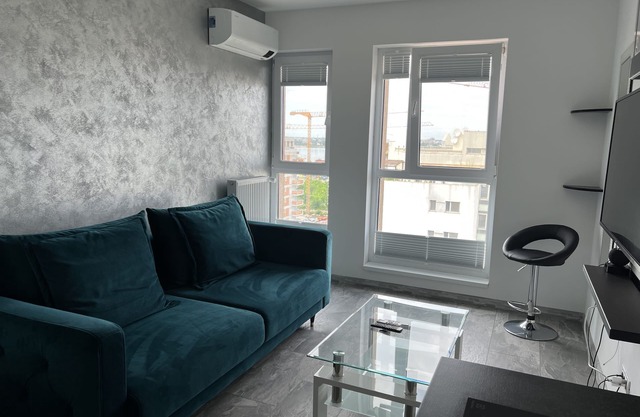 Cozy 2 Room Penthouse in the city
