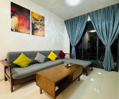 Cozy 2B1R 4pax Condo Forest City 1G-606
