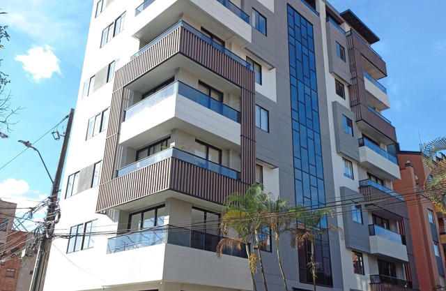 Cozy 3 bedroom apartment, with air conditioner. One block away from VIVA MALL