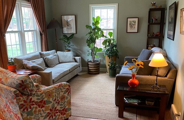 Cozy 3-bedroom Beaverdale Brick