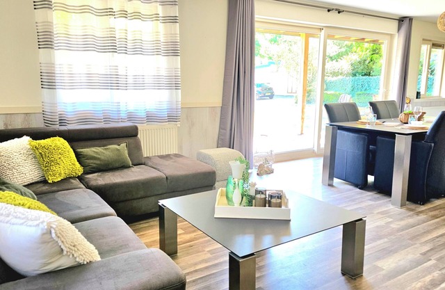 Cozy 3-bedroom bungalow in Ermerstrand (Netherlands)