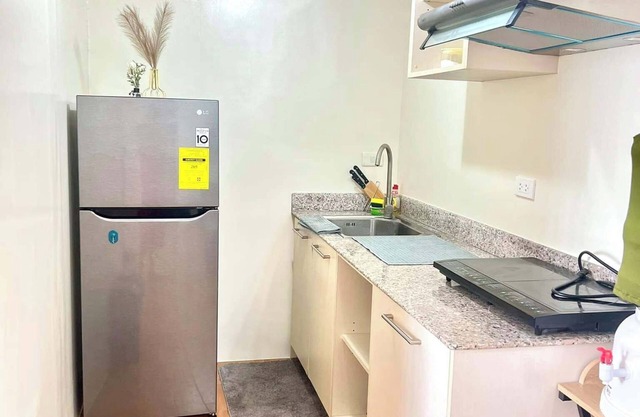 Cozy 3-bedroom condo with WiFi, AC in Seawind Condominium Sasa Davao City