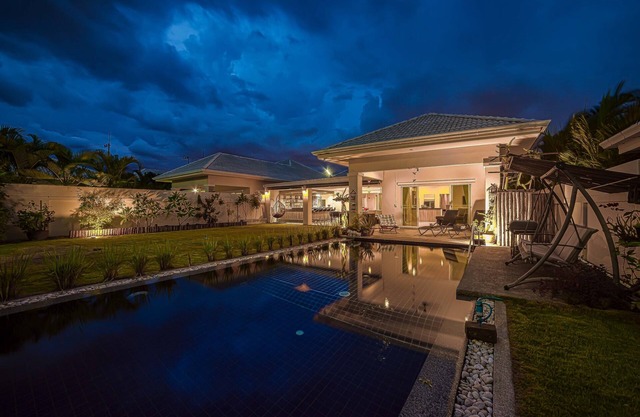 Cozy 3 Bedroom Pool Villa L70