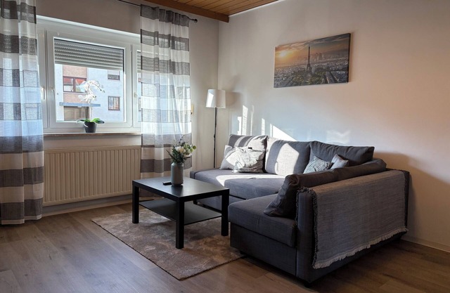 Cozy 3-room apartment with terrace and garden access. Ideal for families