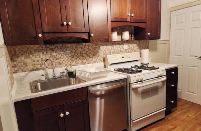 Cozy 3BR Home near Downtown Lancaster