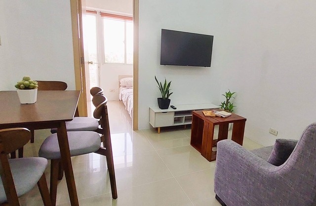 Cozy and Bright Condo Near Airport and Behind SM Sucat Mall
