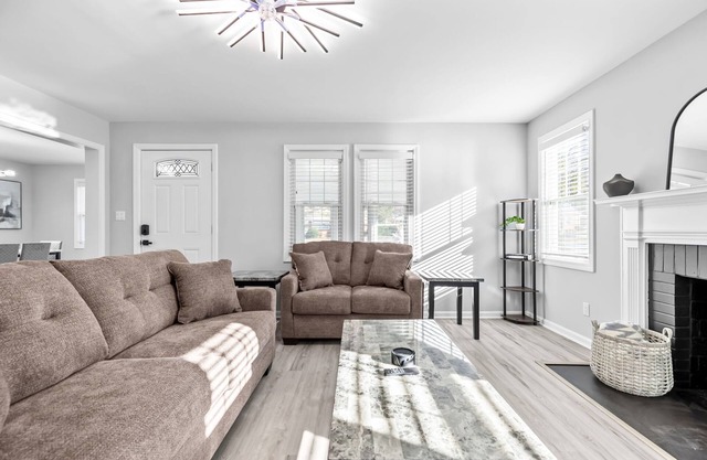 Cozy and Modern in the Heart of it all
