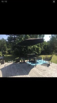 Cozy and Private 3-Bed House with bath Roslagen