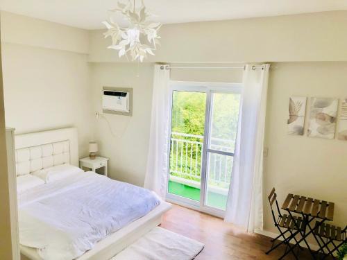 Cozy and Sunny Apartment near to Mactan Cebu International Airport - Amani Grand Resort & Residences