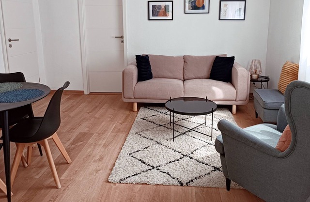 Cozy apartment in a quiet house and free parking