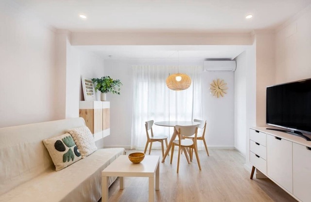 Cozy apartment next to the beach