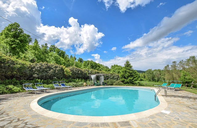 Cozy apartment in Croce di Castiglione