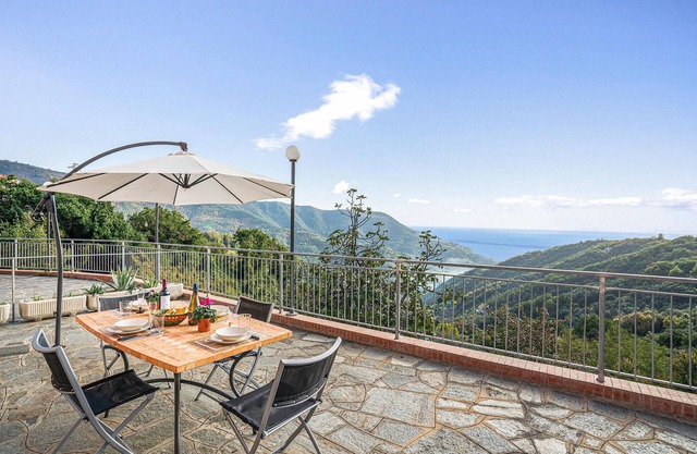 Cozy apartment in Localita´Bracco (GE)