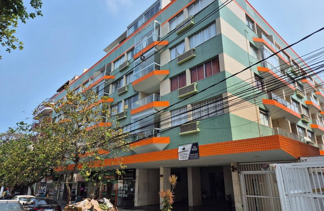 Cozy apartment 200 meters from Praia do Forte, with garage.