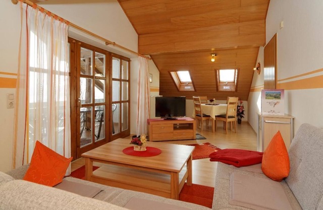 Cozy apartment (85 sqm) for up to 4 people with balcony