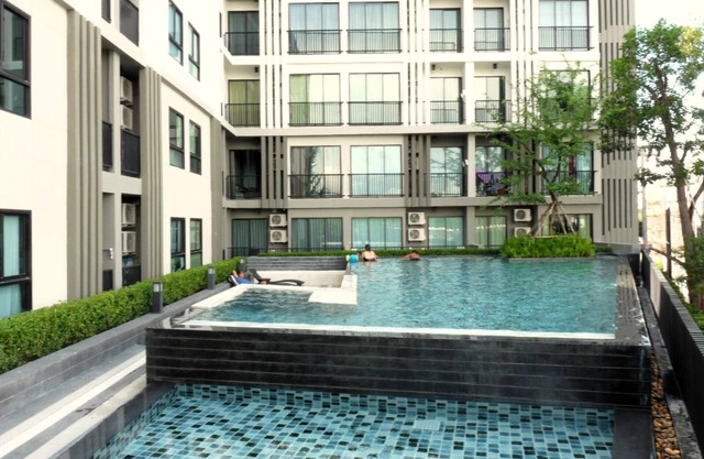 Cozy apartment at Zcape 1, fun Boat Avenue area
