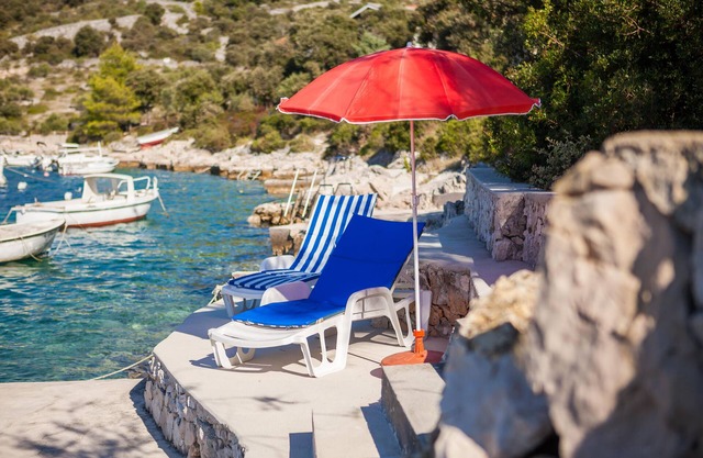 Cozy apartment Bose 2+2 only 5 metres from the beach special discount -30%!