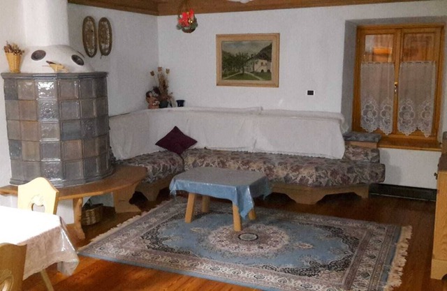 Cozy Apartment "Casa Doltra" with Mountain View & Garden