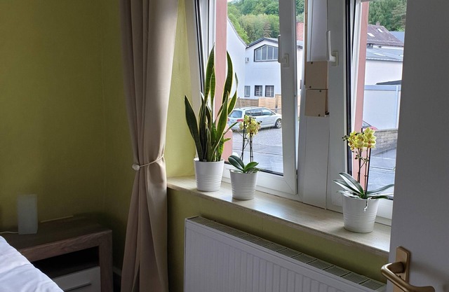 cozy apartment in Homburg-Kirrberg with a small terrace