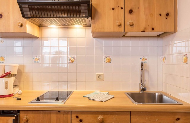Cozy Apartment "Dolomieu 25" with Mountain View & Wi-Fi