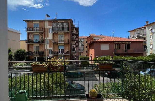 Cozy apartment for 5 with parking on the premises