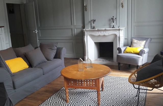 Cozy apartment in a ship owner's house dating from the 18th century