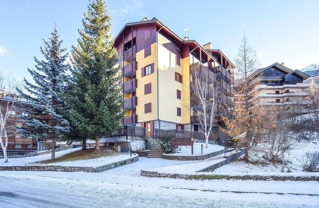 Cozy apartment in Aprica with WiFi