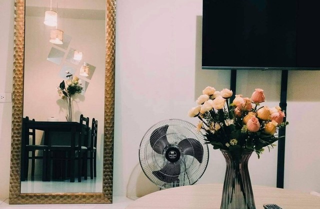 Cozy apartment in enjoyable Tagaytay with WiFi, AC, Pool Access-7th floor SMDC