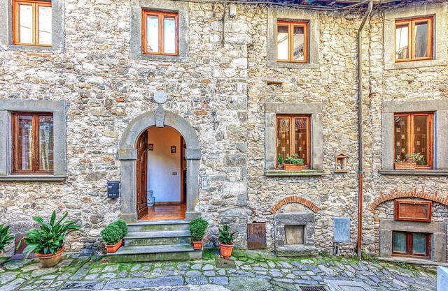 Cozy apartment in Gioviano -LU-