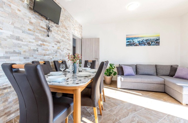 Cozy apartment in Suvi Potok, Jesenice,