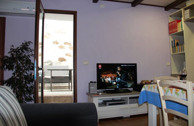 Cozy apartment in the historic village of Posada.