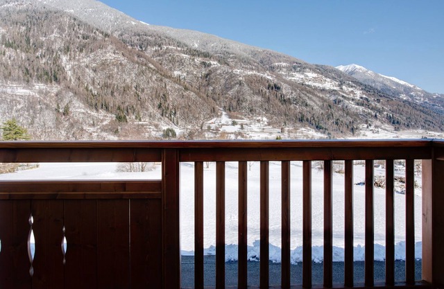Cozy Apartment Ai Bonetei 2 with Mountain View, Wi-Fi, Balcony, Garden & Terrace; Parking Available