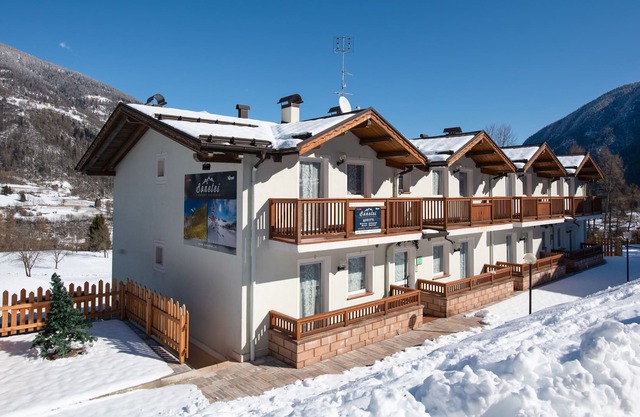 Cozy Apartment Ai Bonetei 1 with Mountain View, Wi-Fi, Balcony, Garden & Terrace; Parking Available